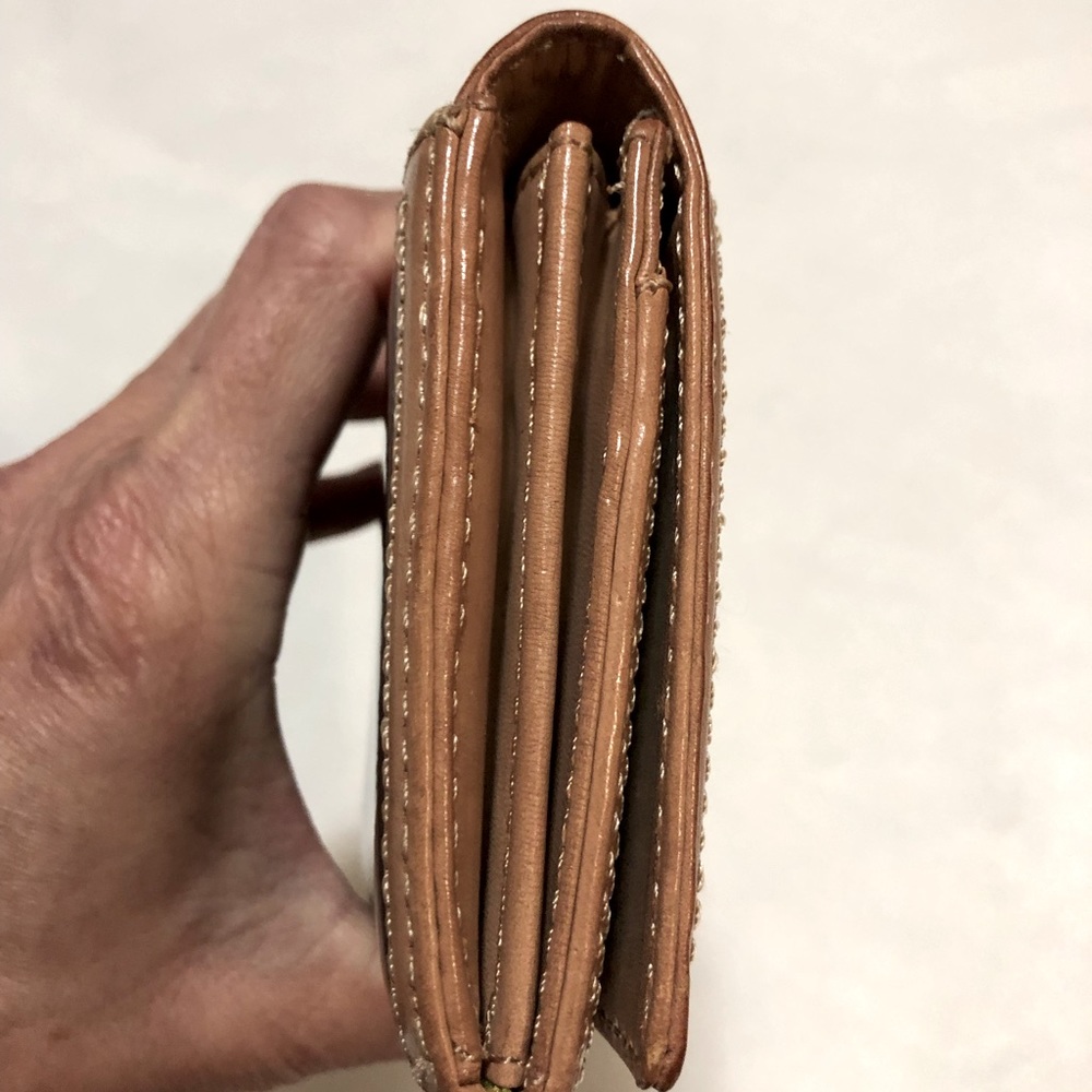 Kate Spade Wallet - Picture 9 of 10